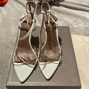 BCBG maxazria heel